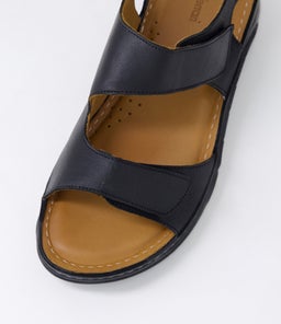 AUDREA DF BLACK LEATHER