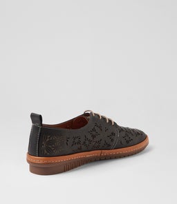 BOASE DF BLACK TAN LEATHER