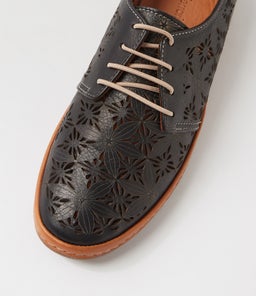 BOASE DF BLACK TAN LEATHER