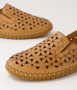 BONDIE DF TAN LEATHER