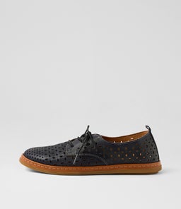 CORTS DF NAVY TAN LEATHER