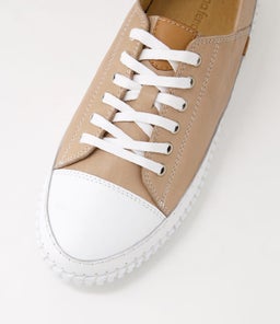 JOSSEY DF TAUPE LEATHER