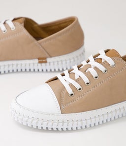 JOSSEY DF TAUPE LEATHER