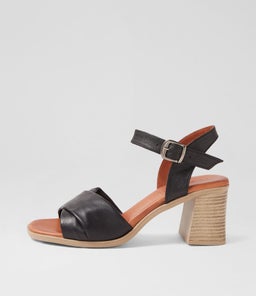 MOAMA DF BLACK LEATHER