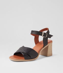 MOAMA DF BLACK LEATHER