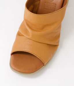 MWAH DF TAN LEATHER