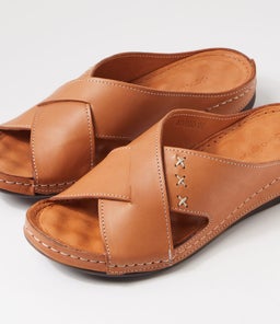 NIVERO DF TAN LEATHER