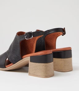 UELA DF BLACK LEATHER