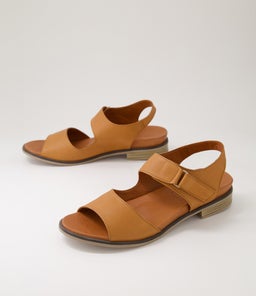 DIANAN DF TAN LEATHER