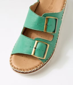 ISREE DF EMERALD LEATHER