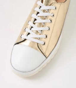 AMITTA DF WHITE PLATINUM SHRUNKEN LEATHER