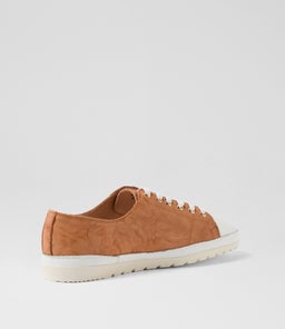 AMITTA DF WHITE PEACH SHRUNKEN LEATHER