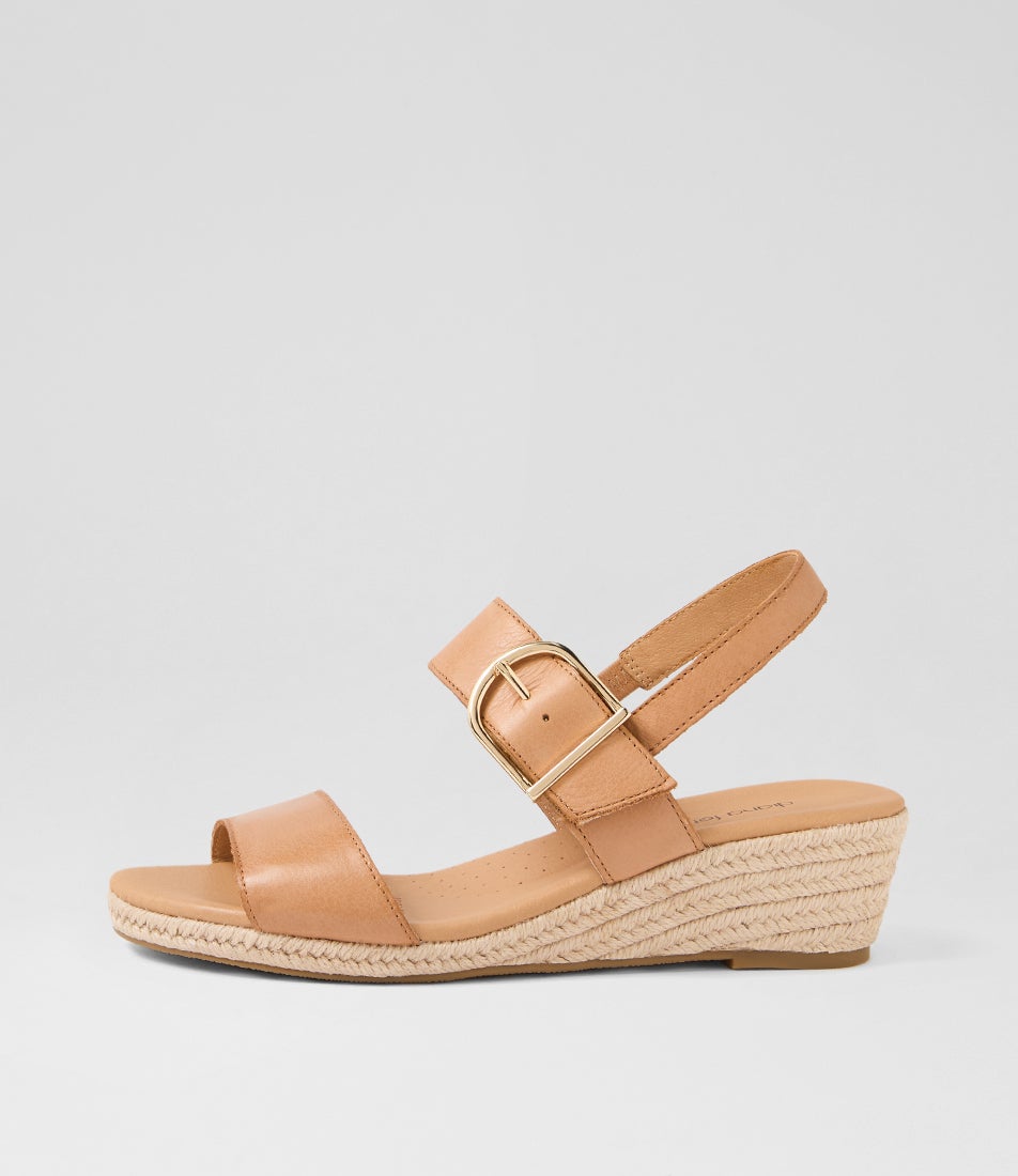 Hucy Dark Tan Leather Sandals