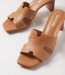 HARIETTE DF TAN HONEY HEEL LEATHER