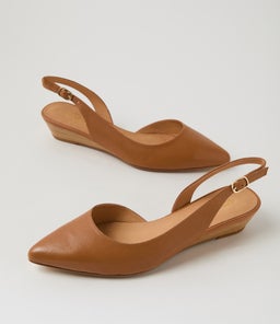 PLEEZA DF DK TAN NATURAL HEEL LEATHER
