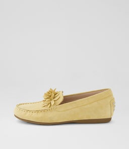 Errin Lemon Suede Flat Shoes Errin Lemon Suede Flat Shoes