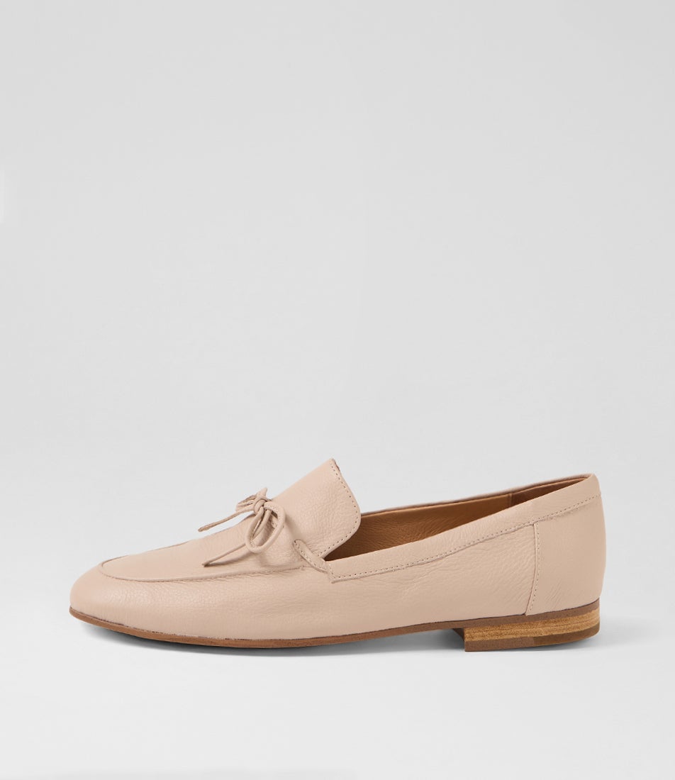 Idayne Stone Leather Flat Shoes Idayne Stone Leather Flat Shoes