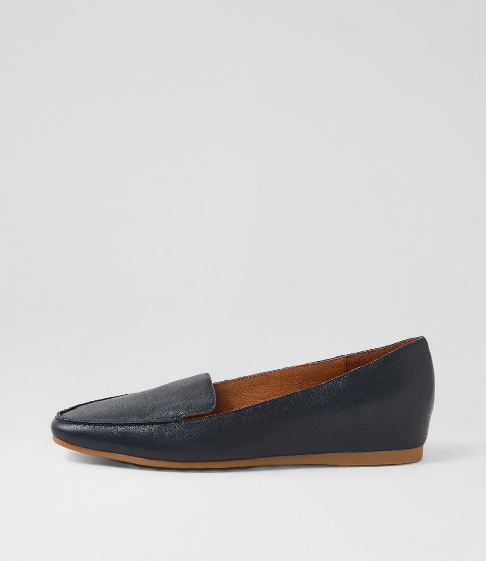 Kirrer Navy Leather Flat Shoes
