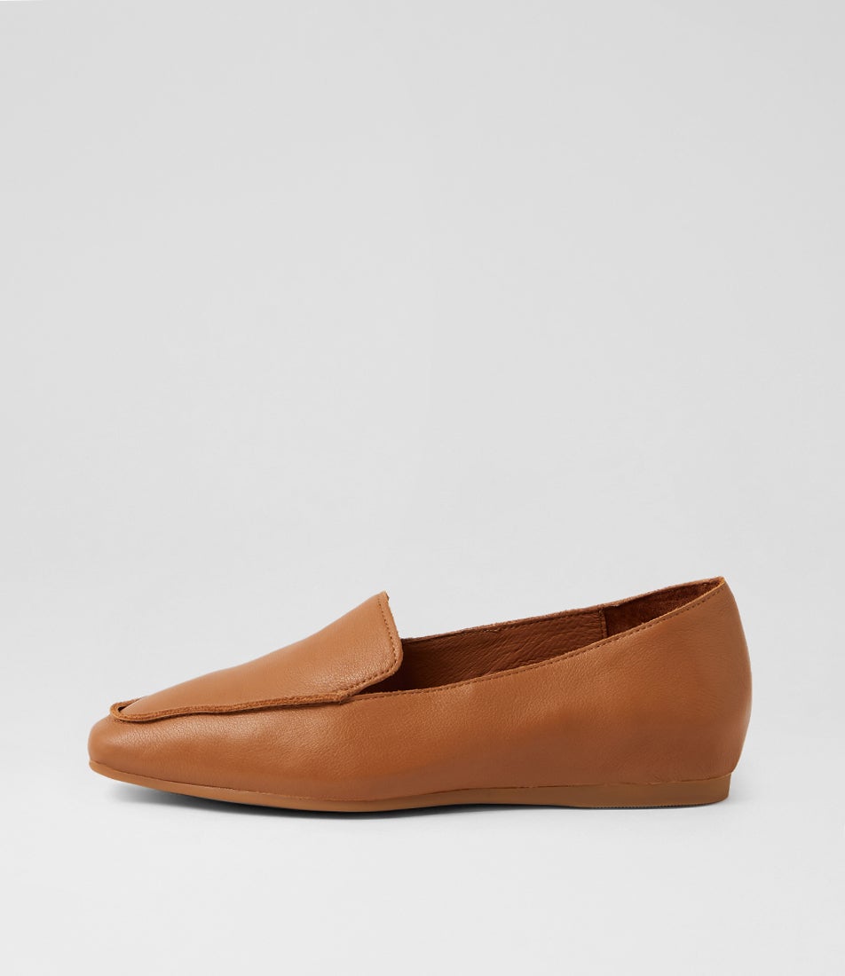 Kirrer Tan Leather Flat Shoes