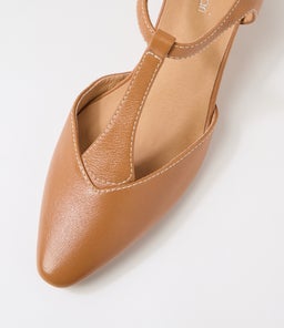 LEONEE DF TAN LEATHER