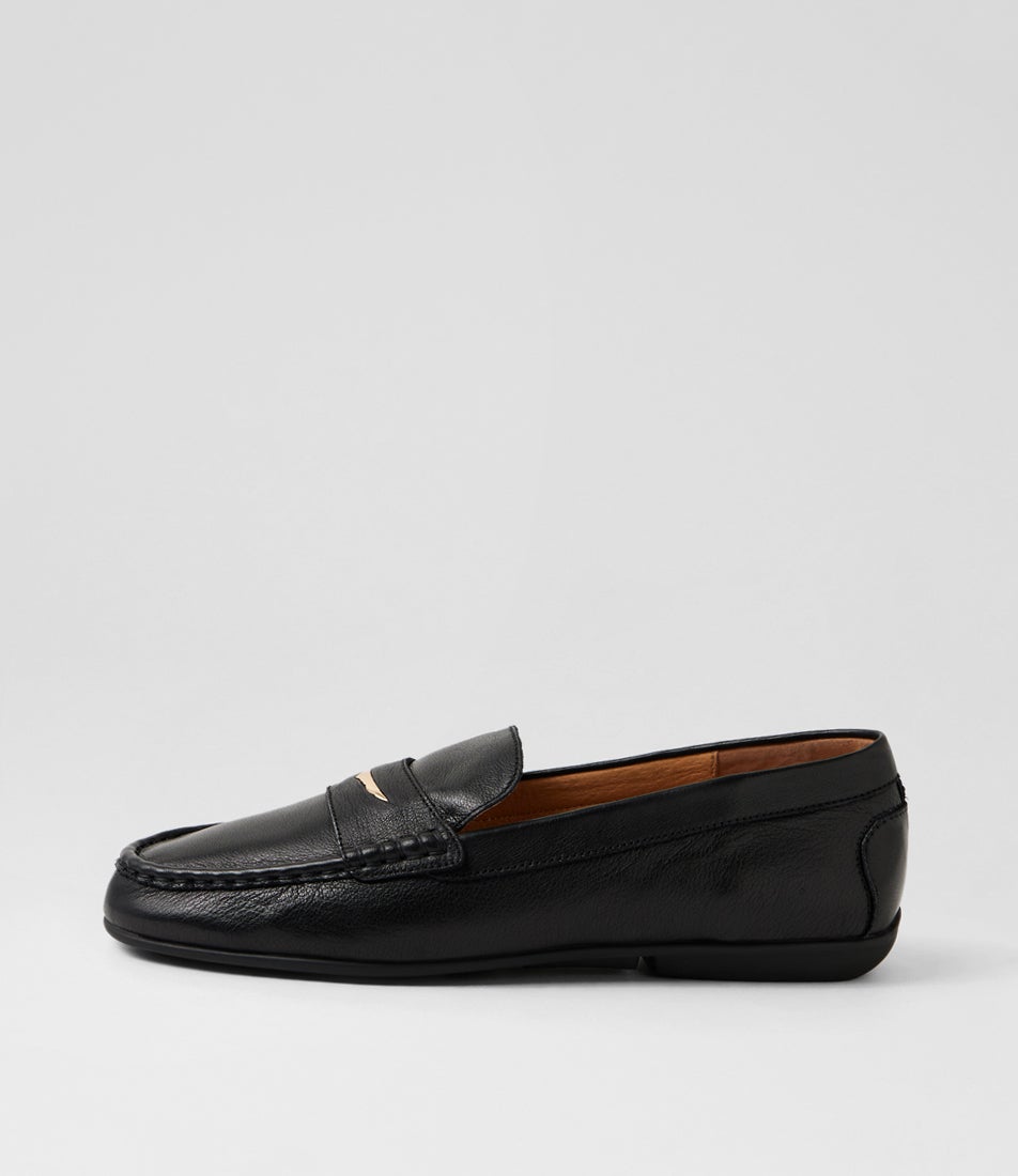 Rhaul Black Leather Flat Shoes