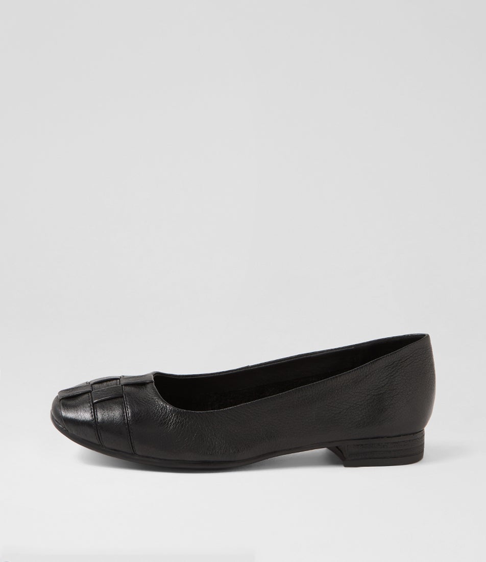 Tylan Black Leather Flat Shoes