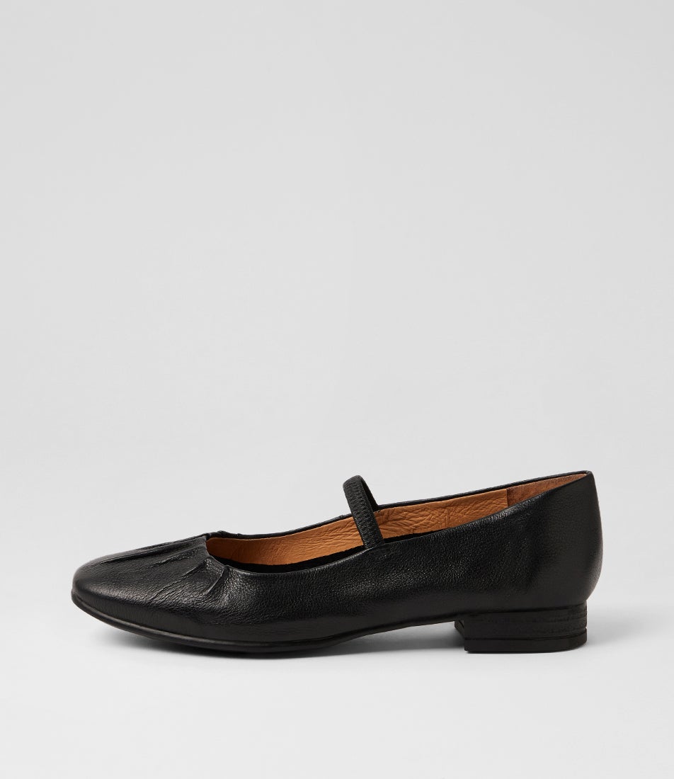 Trickes Black Leather Flat Shoes