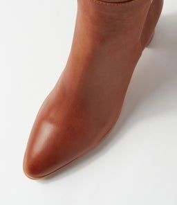 ALLOUTA COGNAC LEATHER