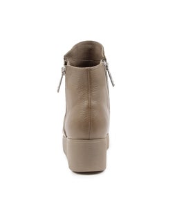 KADEN DJ KHAKI KHAKI LEATHER SUEDE