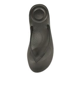 IQUSHION ERGONOMIC FLIP FLOPS BLACK SMOOTH