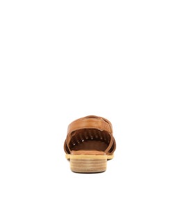QUIBBLET TAN SMOOTH