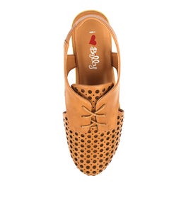 QUIBBLET TAN SMOOTH