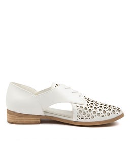 QUIETLY WHITE SMOOTH