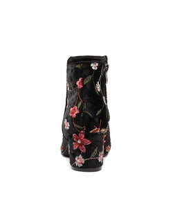 KANYE BLACK EMBROIDERED VEL
