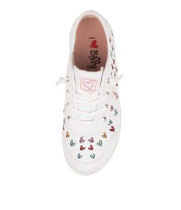 MYNKA IL HEART EMBROIDERY CANVAS