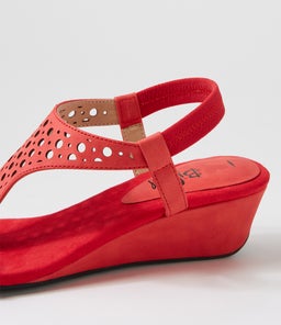 BEATRIZ IL RED NUBUCK PU
