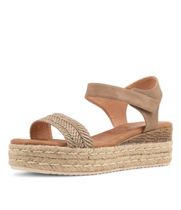HILARO IL CINNAMON TAUPE SYN RAFFIA