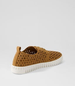 USHO IL LT TAN MICROSUEDE