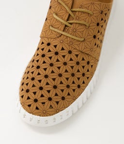 USHO IL LT TAN MICROSUEDE