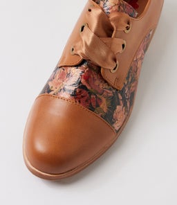 HANNIE IL TAN CAFE FLORAL SMOOTH