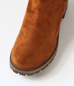 SMALA IL TAN MICROSUEDE