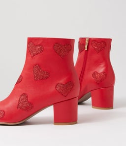 KISS IL RED RED SMOOTH GLITTER