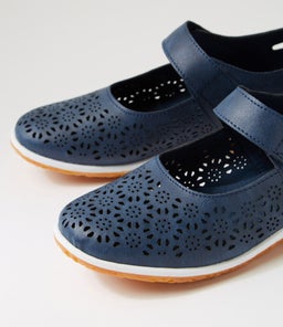 SILVIEE IL NAVY SMOOTH