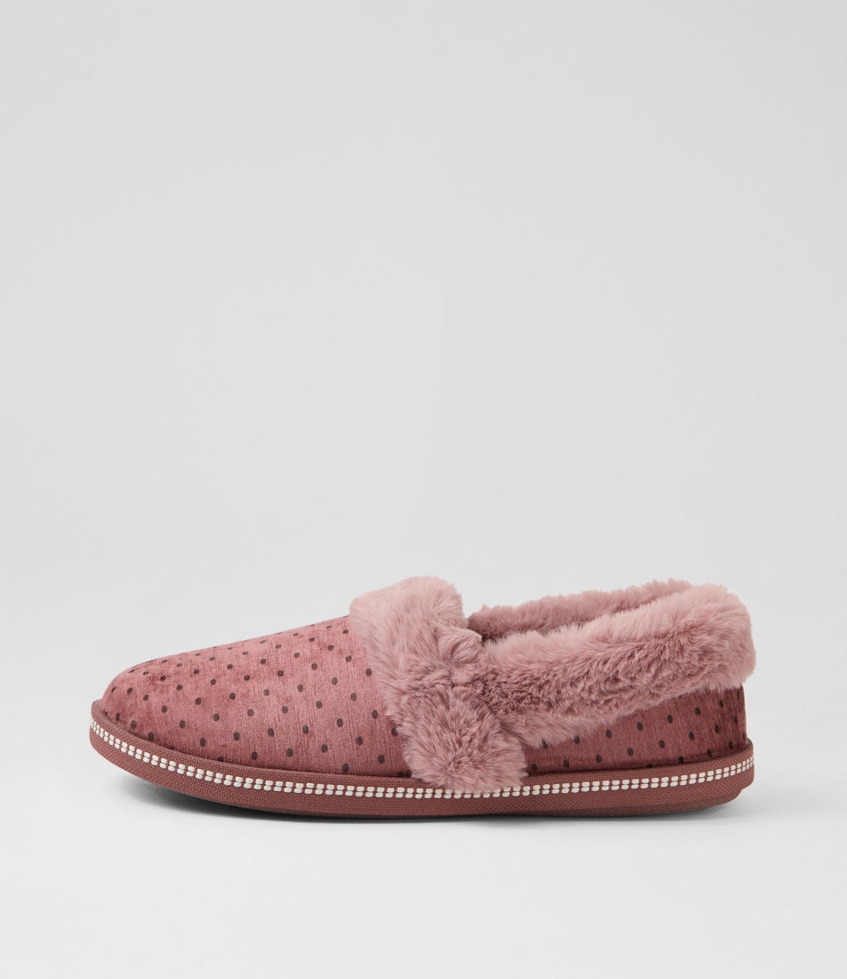 Slipon Rose Spot Velvet Slippers Slipon Rose Spot Velvet Slippers