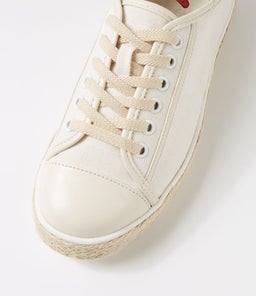 ONNIE IL WHITE SMOOTH FABRIC