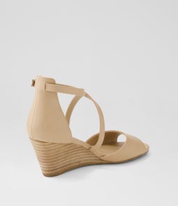 GANDO IL NUDE SMOOTH