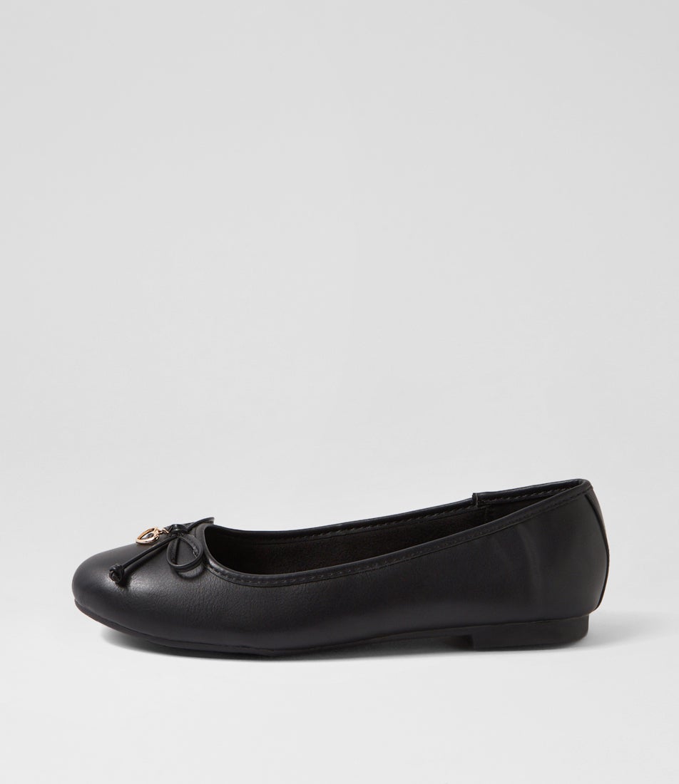 Dreamie Black Flat Shoes