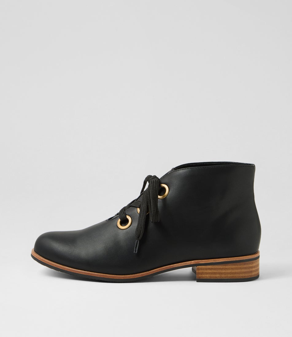 Hissel Black Ankle Boots