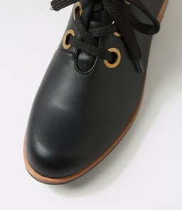 HISSEL IL BLACK SMOOTH