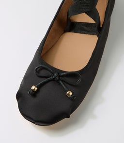 SALINA IL BLACK SATIN